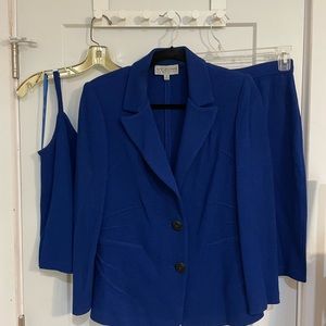 St. John Collection 3 piece suit